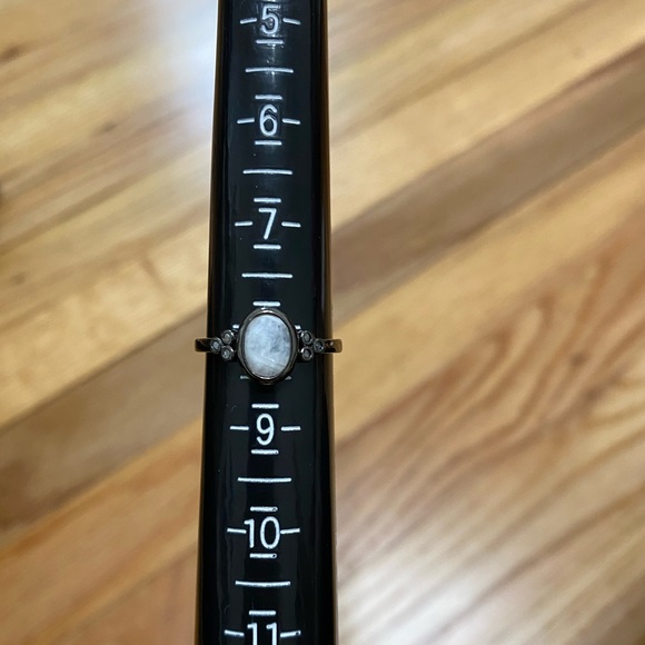 Moonstone Ring - Picture 8 of 9